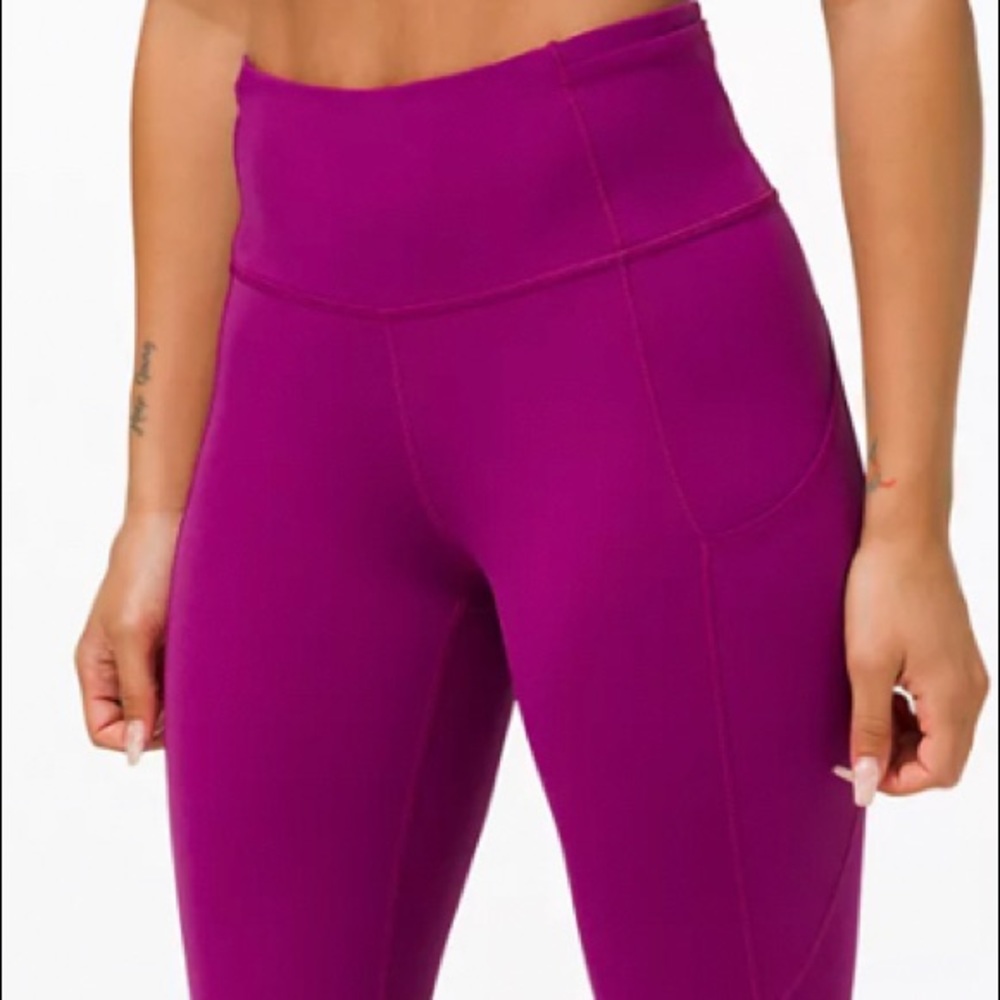 Lululemon royal blue 25" high rise tight leggings.